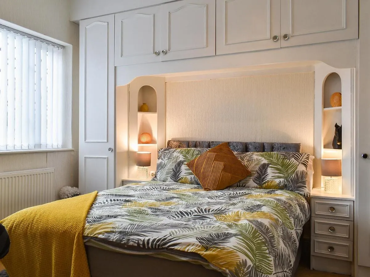 Grove Cottage Blackpool Holiday home